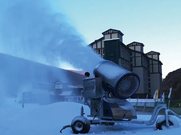 吉林省遼源市造雪機(jī)