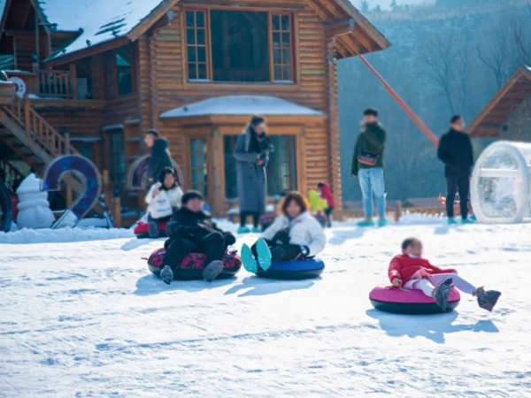 新疆烏魯木齊市冰雪樂園